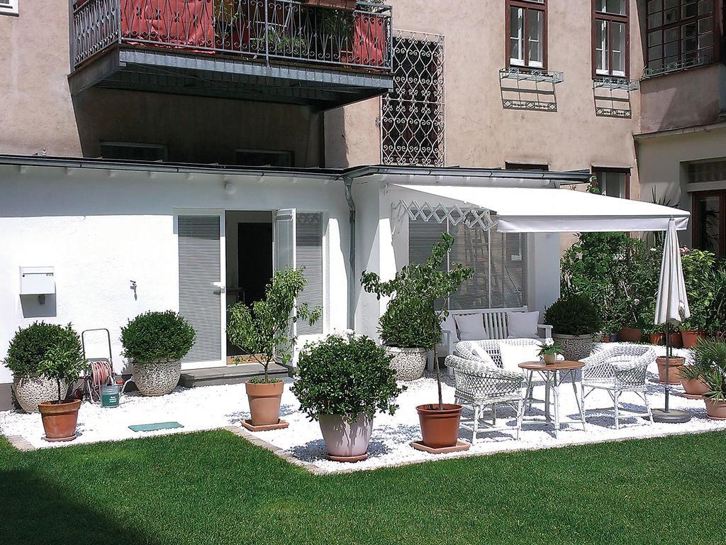 Garten Apartment Grunentorgasse Виена Екстериор снимка